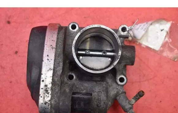Skoda Fabia Mk1 (6Y) Throttle body valve 047133062D