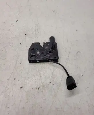 Audi A1 Engine bonnet/hood lock/catch 8X0823509B