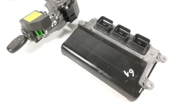 Honda Civic Engine ECU kit and lock set 37820-RSP-E02