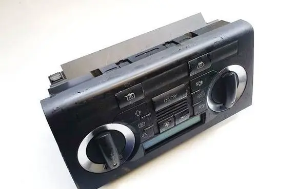 Audi A3 S3 8P Climate control unit 8P08200435
