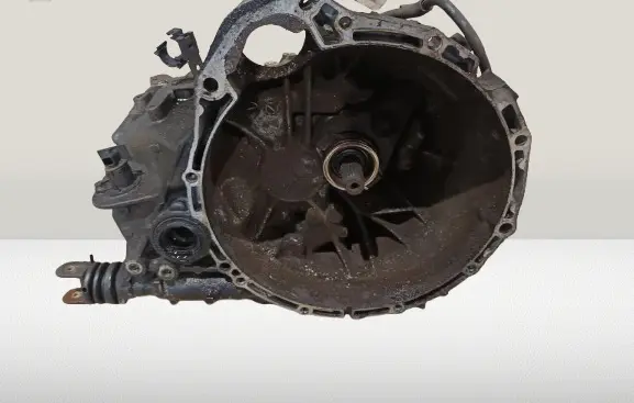 Nissan Almera Tino Manual 5 speed gearbox YD1 YD-1
