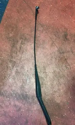 Ford Focus Front wiper blade arm 4M5117526CC