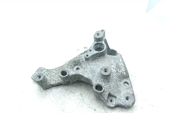 Opel Vivaro Engine mounting bracket 93455374 648606762R