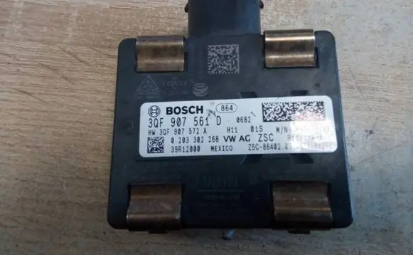 Skoda Octavia Mk3 (5E) Distronic sensor radar 3QF907561D NE61153