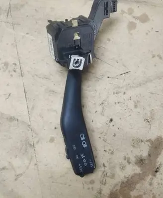 Volkswagen Golf V Indicator stalk 1K0953513A 01103501 10350161825799