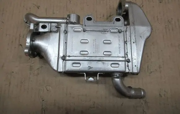 Mercedes-Benz CLS C257 EGR valve cooler A6541403200TII