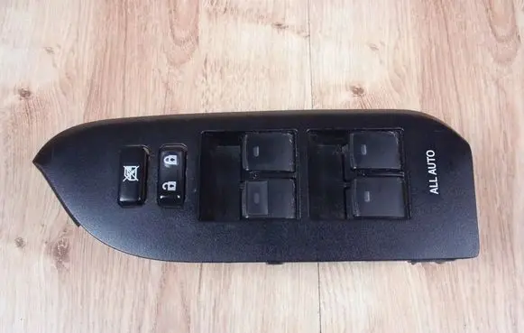 Toyota Land Cruiser (J150) Electric window control switch 8404060220