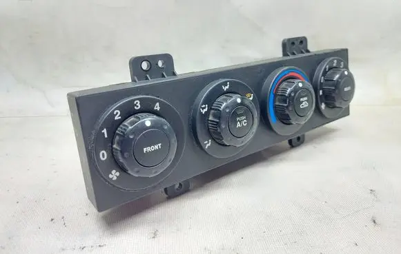 KIA Carnival Climate control unit 0K53C61190