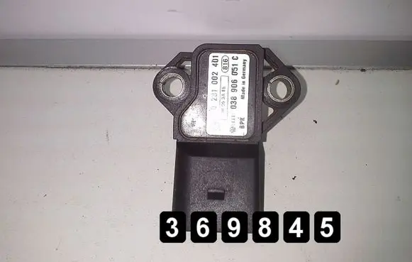 Volkswagen PASSAT B6 Camshaft speed sensor 0281002401 038906051C