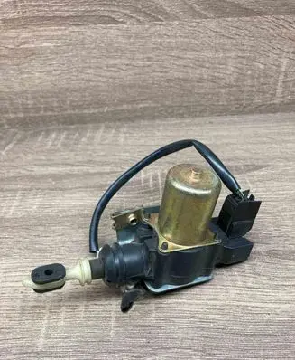 Mitsubishi Space Wagon Central locking motor 22102180 35594B