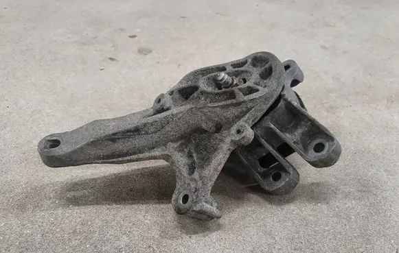 Mini Paceman (R61) Gearbox mount 6772019 6784355