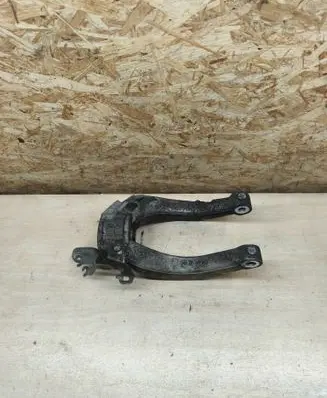 Volvo S90, V90 Coil spring mount 31681721