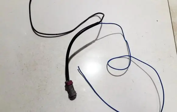 Air conditioning (A/C) pressure sensor