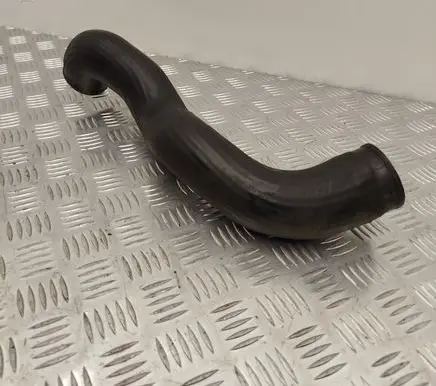 Volvo V70 Intercooler hose/pipe