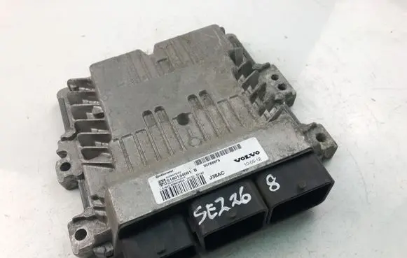 Volvo V50 Engine control unit/module 30788975