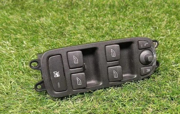 Volvo V50 Electric window control switch 30739845 30739846 30739848