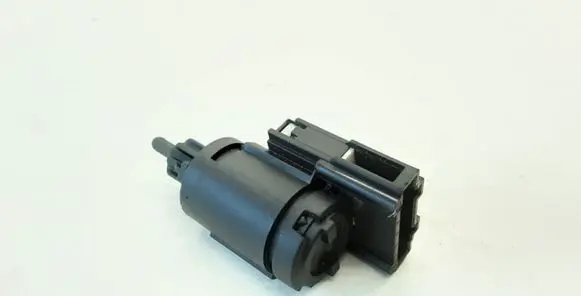 Audi A6 S6 C6 4F Brake pedal sensor switch 3B0945511C 19322010