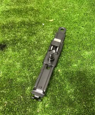 Toyota Avensis T250 Seat belt height adjuster 