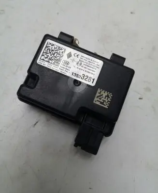 Chevrolet Camaro Door central lock control unit/module 13523281