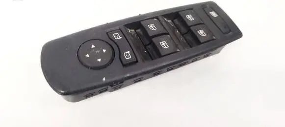 Renault Megane III Electric window control switch 809610007R