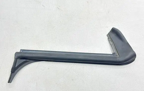 Tesla Model Y Rear side glass trim 149771500D