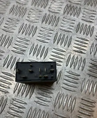 Volkswagen Golf IV Other relay 4B0955531A A200303 5WK10430A