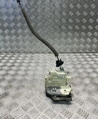 Audi A6 S6 C7 4G Front door lock 8J1837016
