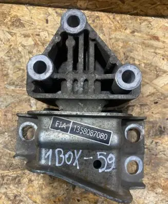 Fiat Ducato Engine mount bracket 1358087080