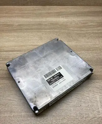 Toyota Prius (XW20) Engine control unit/module ECU 8966147120 2751005471