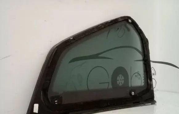 Volkswagen Tiguan Rear side window 5NA845042 510508554