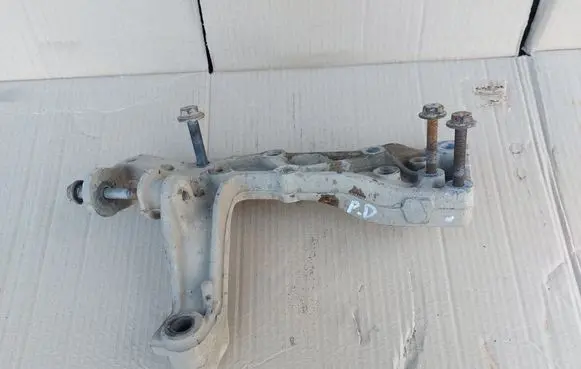 Volkswagen Caddy Front lower control arm/wishbone 1K0199296F