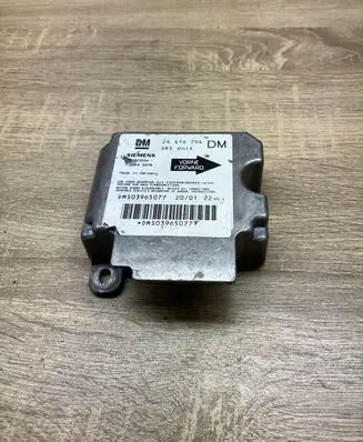 Opel Zafira A Airbag control unit/module 24416704 5WK42978