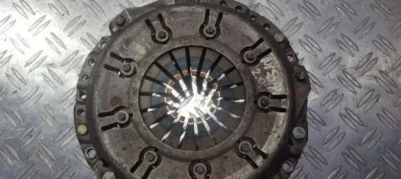 Nissan Primera Pressure plate 