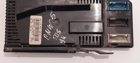 BMW 5 E34 Air conditioning/heating control unit 084990050 8367951 8390122