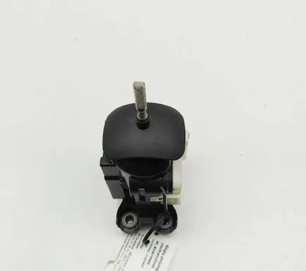Mitsubishi Outlander Gear shifter/selector 2400A355