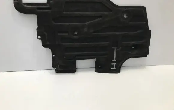 Rear underbody cover/under tray