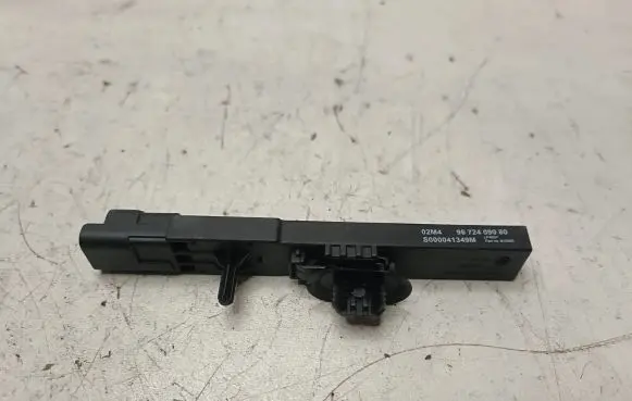 Citroen DS5 Keyless system antenna 9672409080