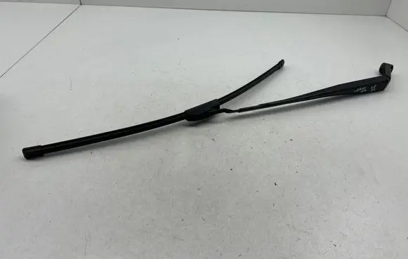 Toyota Verso Windshield/front glass wiper blade 