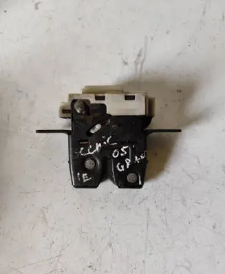 Renault Scenic II - Grand scenic II Tailgate/trunk/boot lock/catch/latch 8200076240