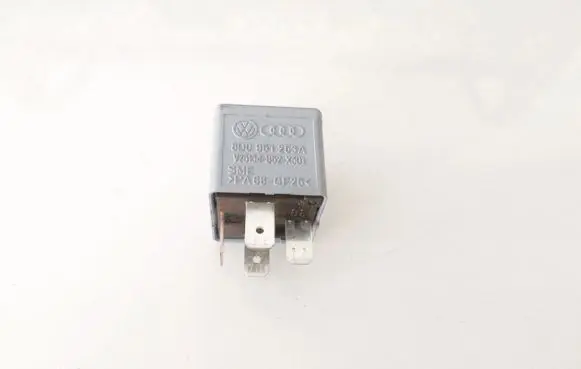 Audi A4 S4 B6 8E 8H Other relay 8d0951253a v23134-b52-x301
