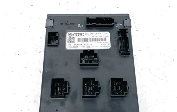 Audi A4 S4 B8 8K Comfort/convenience module 8K0907063P