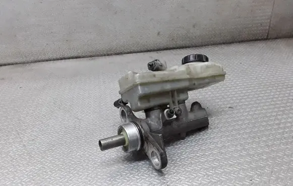 Renault Scenic II - Grand scenic II Master brake cylinder