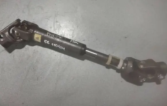 Toyota Avensis T270 Steering column universal joint 56110414