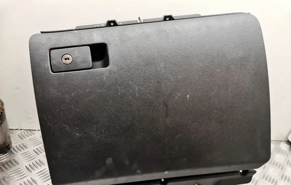 Volkswagen PASSAT B6 Glove box 3C1857114