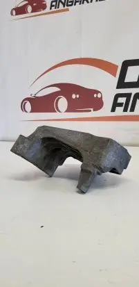 Seat Toledo III (5P) Engine mounting bracket 06F199207H