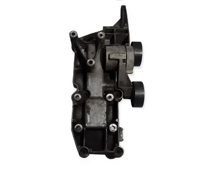 Volvo V70 A/C compressor mount bracket 8642196