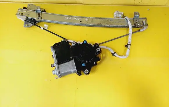 Mitsubishi Space Wagon Rear door window regulator with motor MR462364