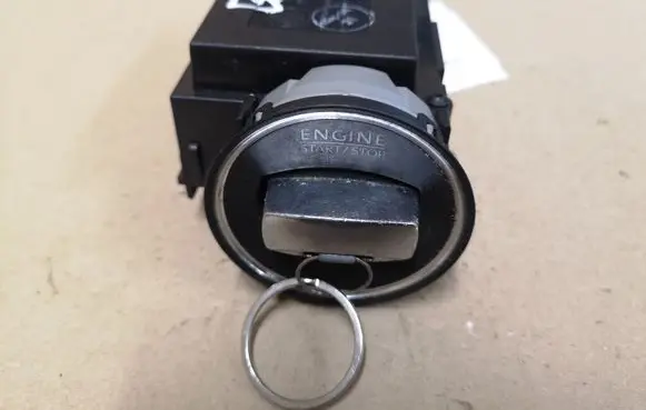 Volkswagen PASSAT B6 Ignition lock 3C0905843