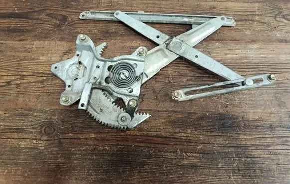 Toyota 4 Runner N120 N130 Rear window lifting mechanism without motor 6980189107