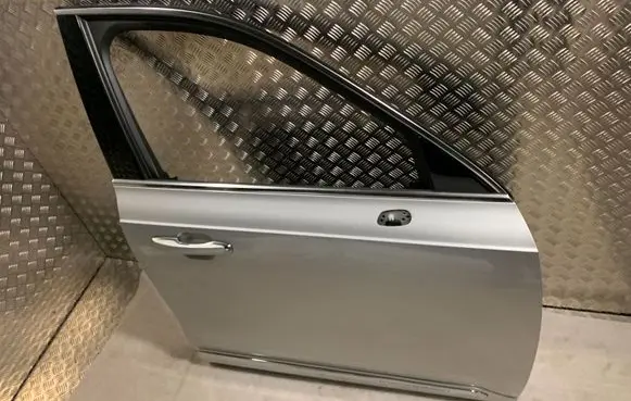 Volvo XC90 Front door